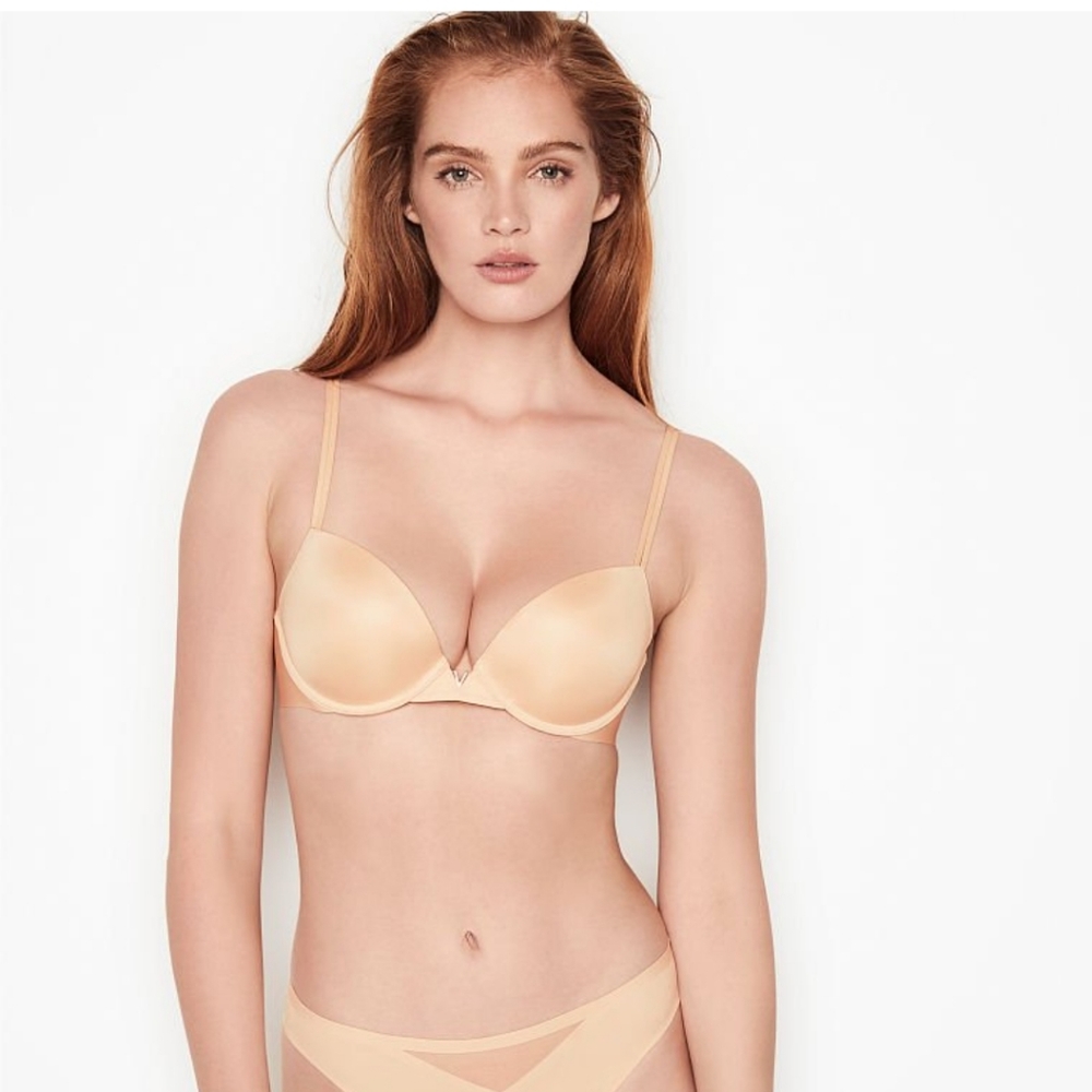 SEXY ILLUSIONS BY VICTORIA'S SECRET 34C nude